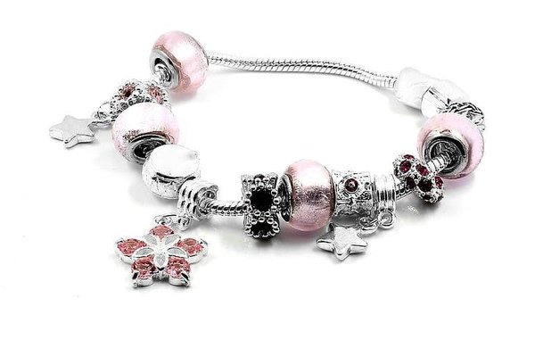 Comment entretenir les différents types de matériaux utilisés dans les bijoux, tels que l'or, l'argent et les pierres précieuses ?